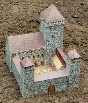 FREE Medieval Castle Paper Download www.homeschoolgiveawyas.com Add this awesome paper castle to your studies of the Medieval Times! 