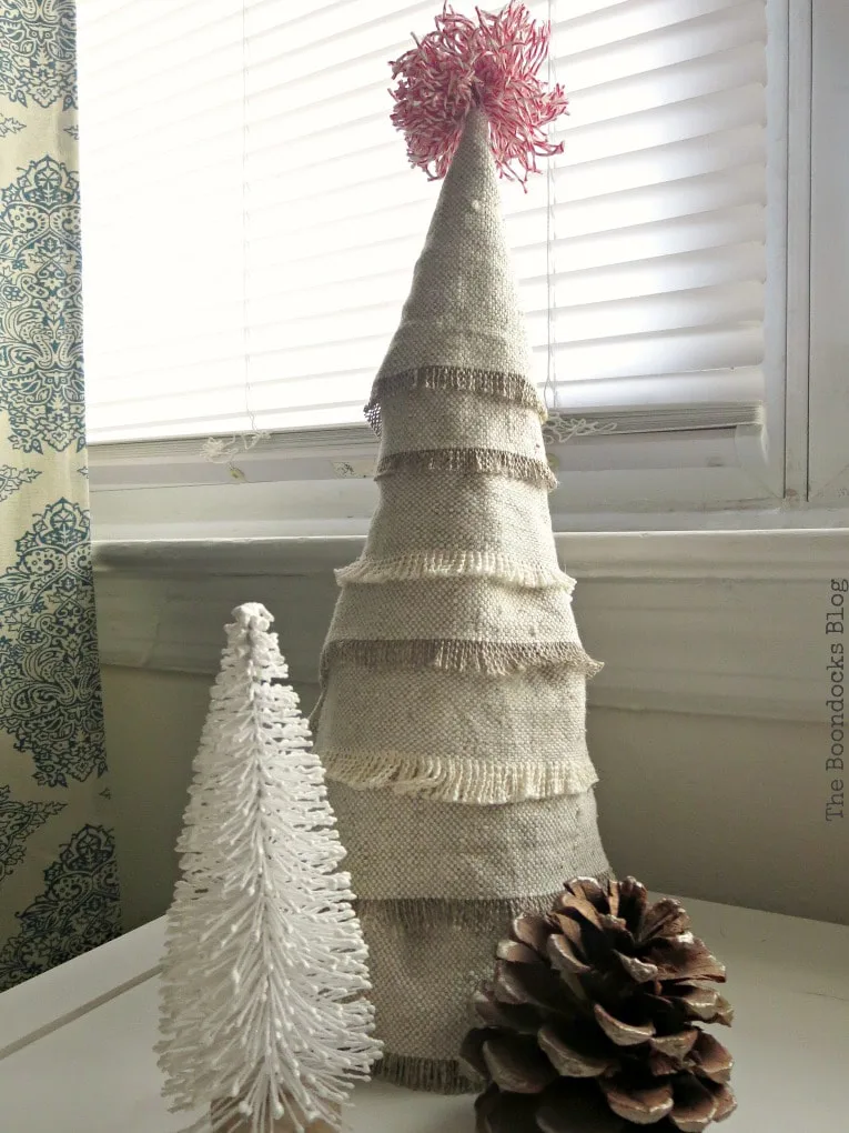 dollar store Christmas tree craft